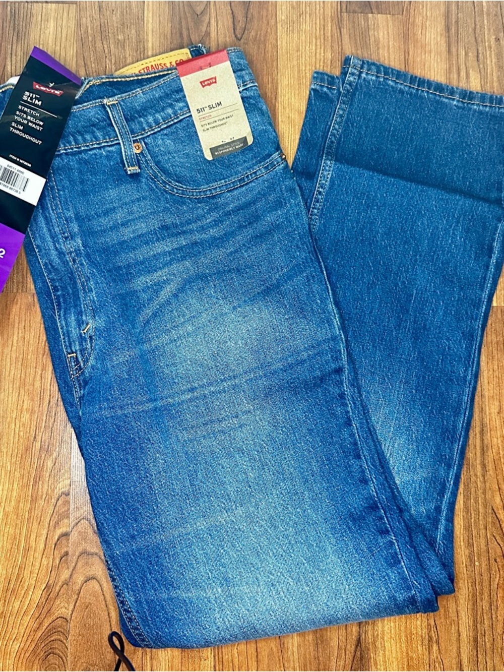 NWT Levi's Men's Slim Stretch Jeans in Medium Blue Wash “Throttle” 40W x 32L New